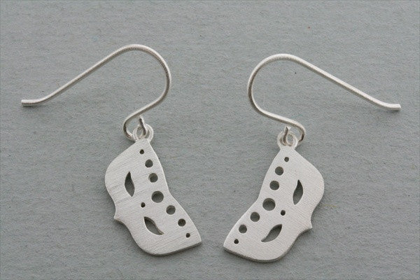 masquerade earring - Makers & Providers