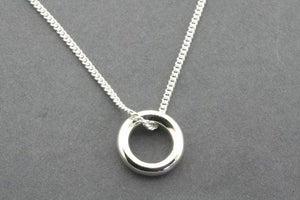 Tube circle pendant on 45 cm link chain - Makers & Providers