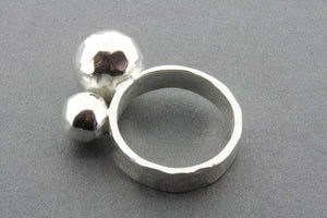 battered 2 ball bead ring - Makers & Providers