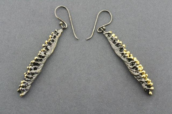 coco pod earring - gold plated & oxidized - Makers & Providers
