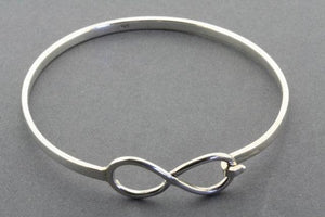 Silver bangles - Makers & Providers