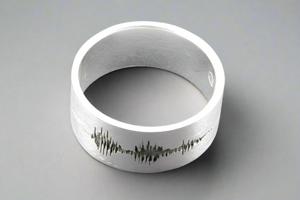 "I love you" Sterling Silver Voice Note Sound Wave Ring
