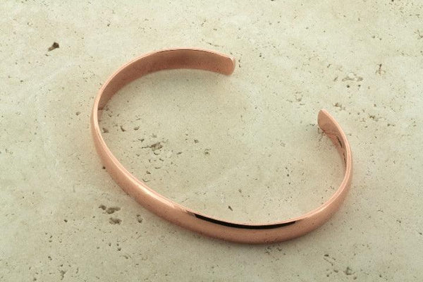 clean narrow  copper cuff