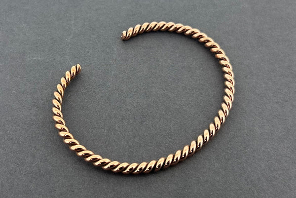 Twisted copper cuff