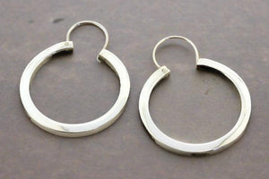 Disc hoop earring - sterling silver - Makers & Providers