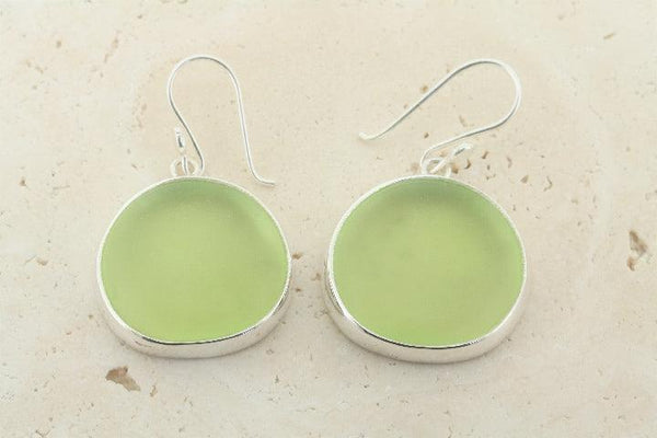 large circle seaglass earring - lime