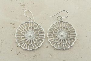 Detailed flower circle earring - Makers & Providers