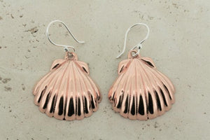 Medium copper clam shell earrings - Makers & Providers