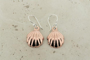 Small copper clam shell earrings - Makers & Providers