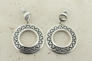 Geometric circle earrings - sterling silver - Makers & Providers