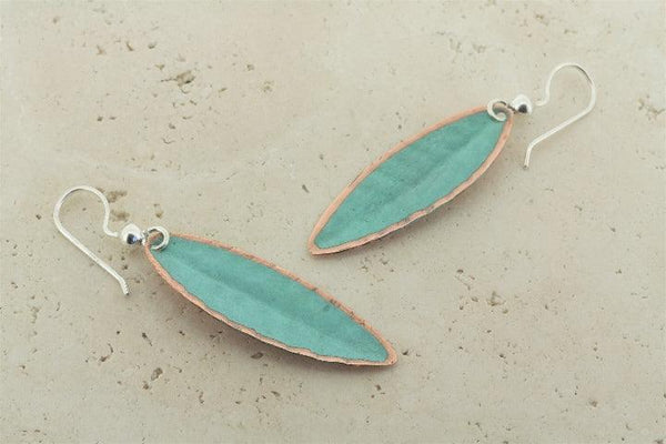 Small copper patina leaf earrings - Makers & Providers