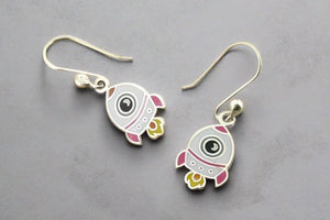 Enamelled pink rocket earrings - Makers & Providers