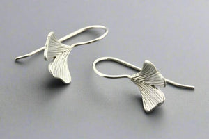 Ginkgo leaf earring - small - silver - Makers & Providers