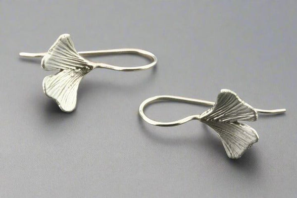 Ginkgo leaf earring - small - silver - Makers & Providers