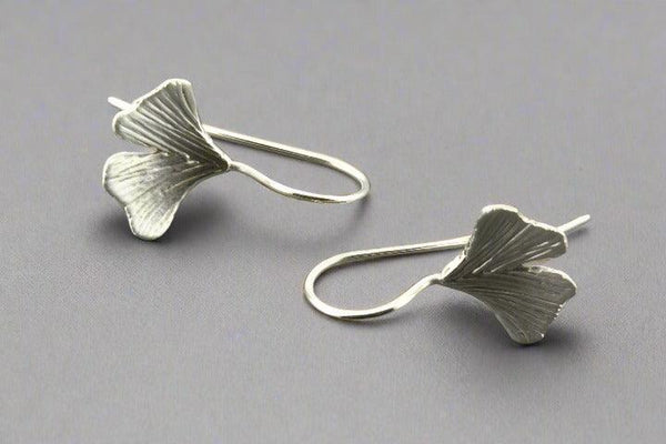 Ginkgo leaf earring - small - silver - Makers & Providers