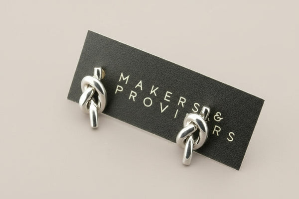 Eternity knot stud - sterling silver