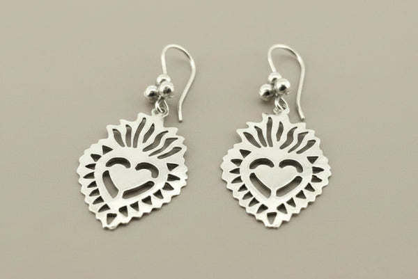 Heart cutout drop earring