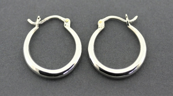 Tapering hoop - polished silver