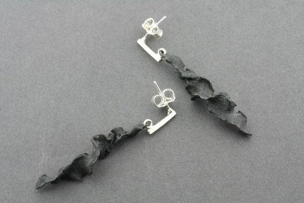 Torn spiral drop earring - oxidized sterling silver - Makers & Providers