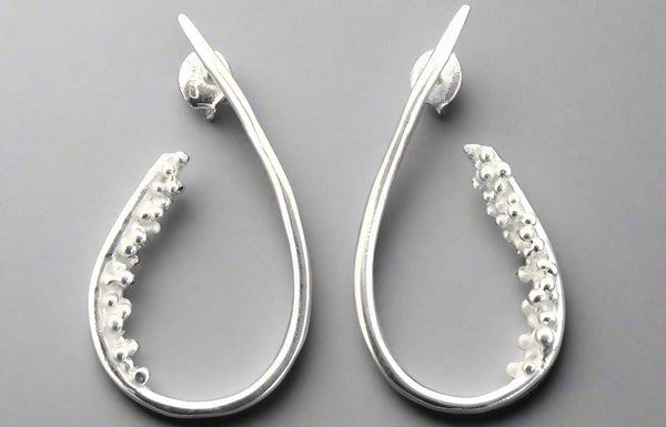 Beaded teardrop earring - silver