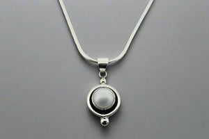 Bezel pearl & oxidized pendant on 55cm snake chain - Makers & Providers