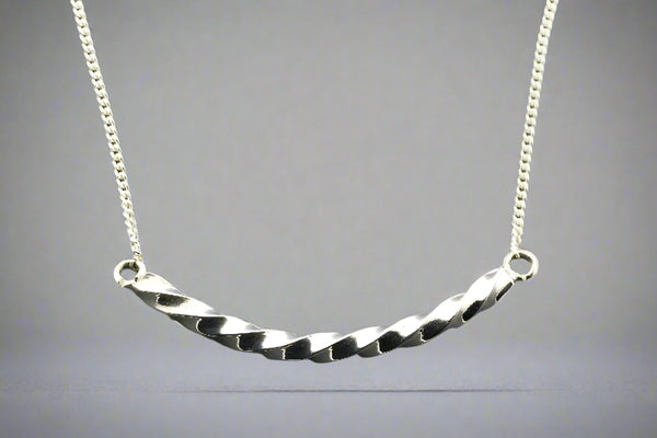Silver curved twist necklace