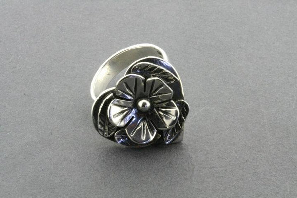 Flowering heart ring - sterling silver - adjustable - Makers & Providers