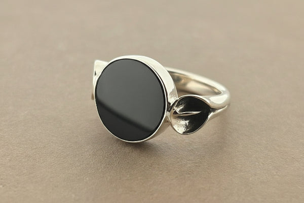 Black onyx circle disc ring - sterling silver