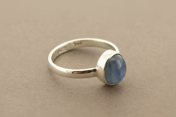 Oval stone ring - Blue Kyanite