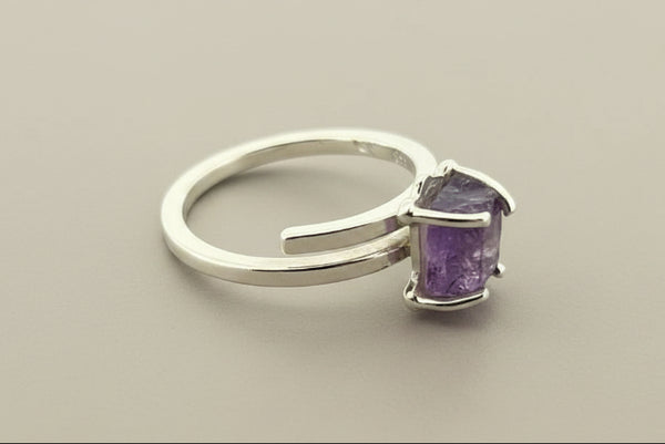 Adjustable stone ring - amethyst