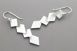 Chain of diamonds drop earrings - sterling silver - Makers & Providers