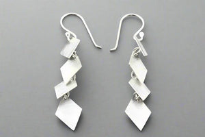 Chain of diamonds drop earrings - sterling silver - Makers & Providers