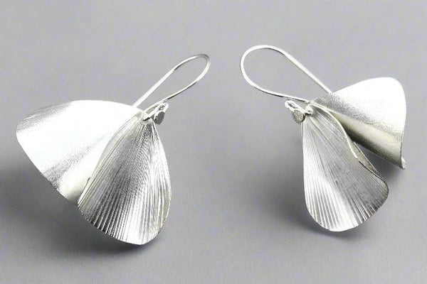Zebrina 2 drop curved earring - silver - Makers & Providers