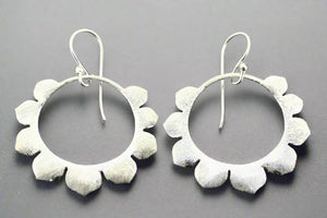 Sun petal hoop earring - silver - Makers & Providers
