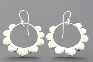Sun petal hoop earring - silver - Makers & Providers