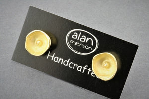 Golden cup coral ring - silver with 22 Kt gold