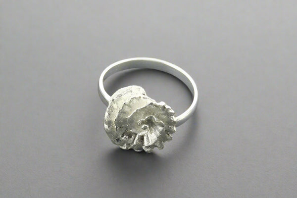 Spiral flower ring - adjustable