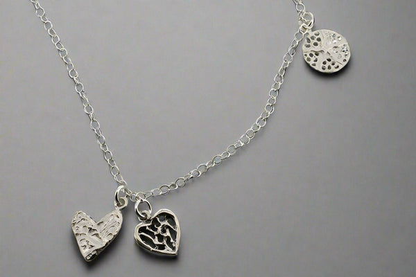 3 disc necklace - lace & heart - Makers & Providers