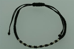 9 bead bracelet - black - Makers & Providers