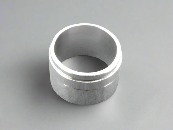 Hammered spinner ring - sterling silver - Makers & Providers