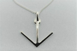 silver arrow pendant on silver chain