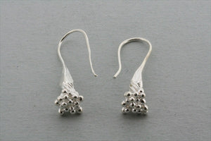 berry hook earring - pure silver - Makers & Providers