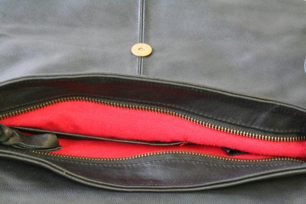 curved messenger bag - black - Makers & Providers