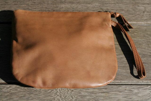 U-pouch - camel - Makers & Providers
