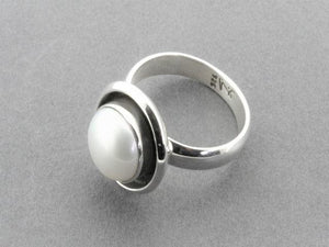 double bezel silver ring with 10mm pearl - Makers & Providers