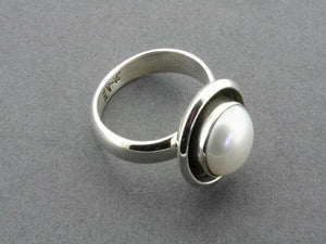 double bezel silver ring with 10mm pearl - Makers & Providers