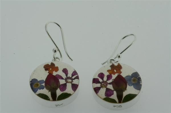 flower in resin earring - circle - Makers & Providers