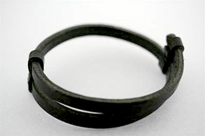 slider bracelet - black - Makers & Providers