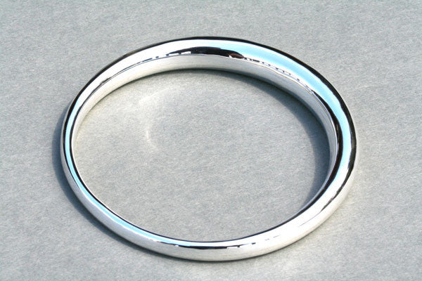 Tapering tubular bangle - sterling silver - Makers & Providers