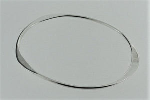 Flattened oval bangle - sterling silver - Makers & Providers